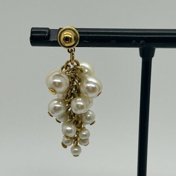 Vintage Faux Pearl Cluster Earrings Gold-Tone Dangle Wedding Prom Elegant - Picture 12 of 14